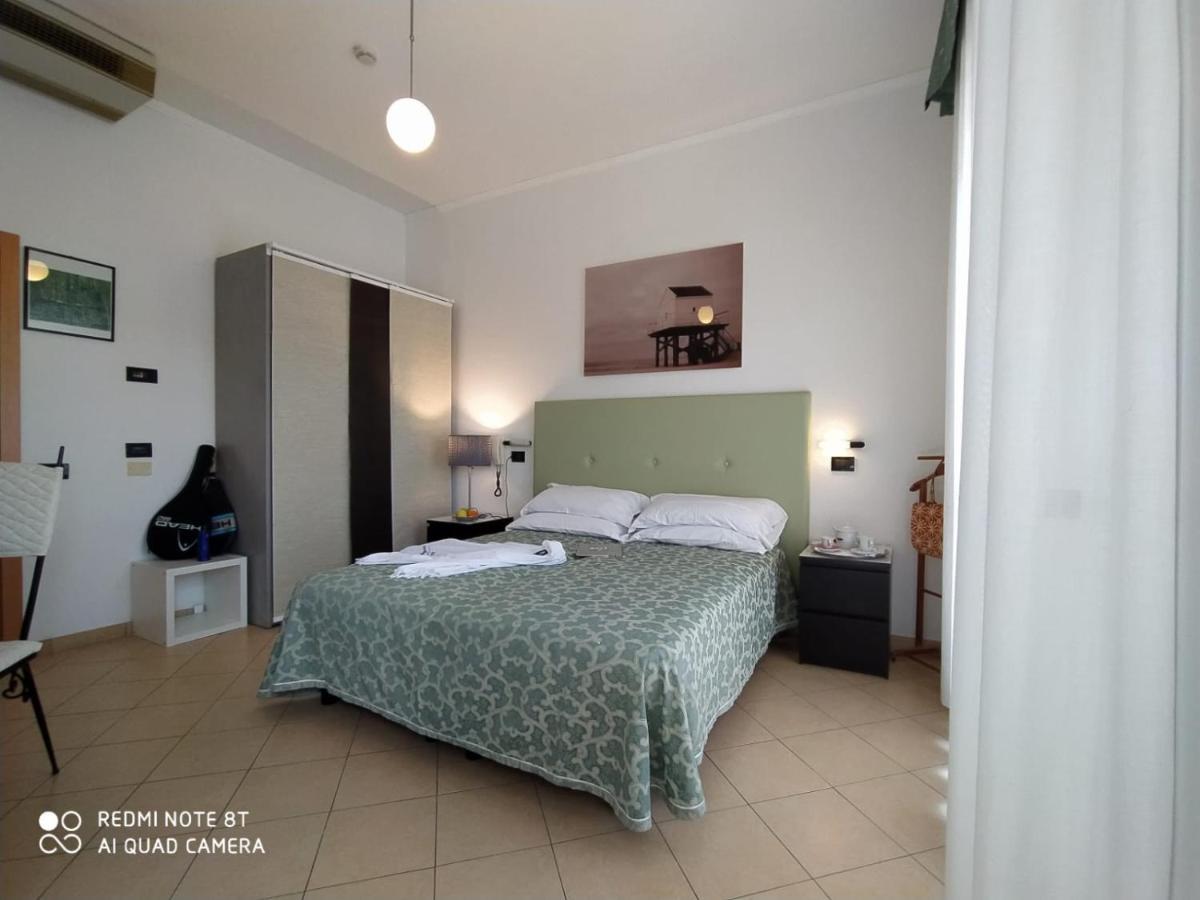 Hotel San Giorgio Savoia Bellaria-Igea Marina Zewnętrze zdjęcie